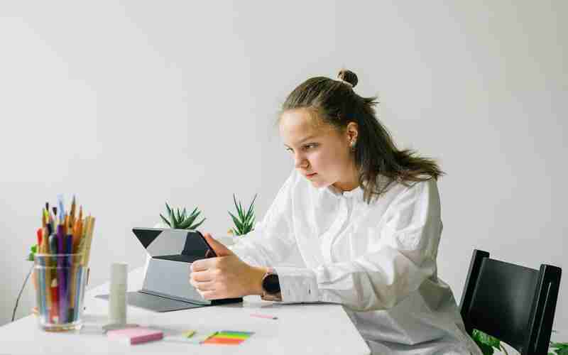 ChatGPT能否生成专业的学术文章