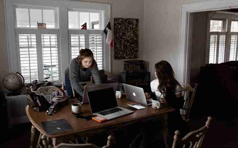 安装ChatGPT后，如何管理多个账户