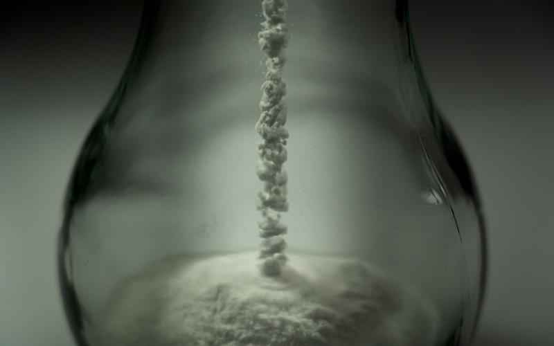 ChatGPT千金下嫁人类老夫少妻共谱科技与爱情传奇