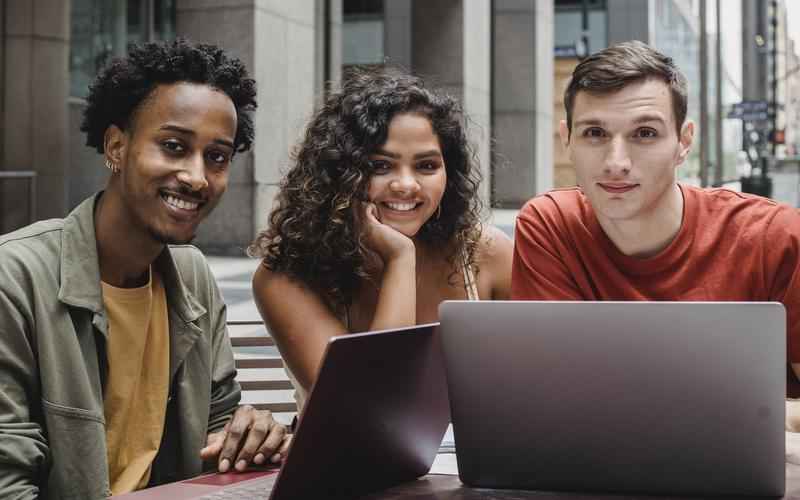 超越 ChatGPT,引领人工智能的新时代 超越 ChatGPT,引领人工智能的新时代