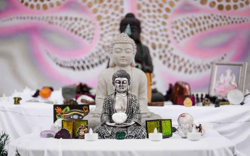 ChatGPT的仿真之旅从文字到虚拟世界