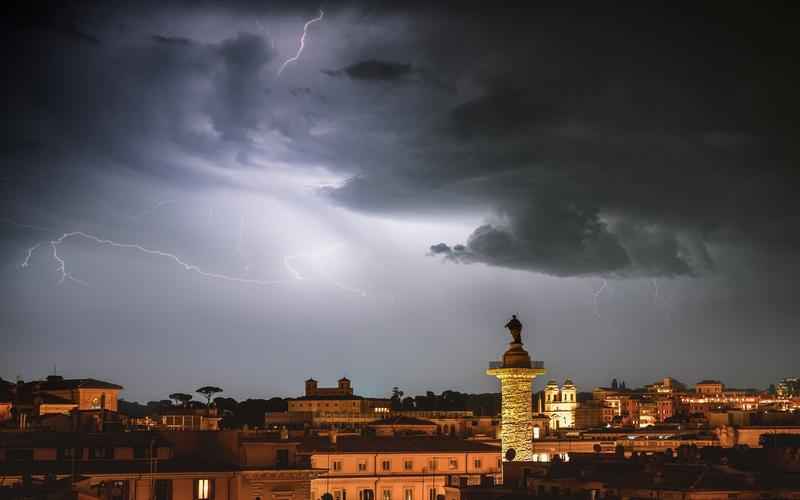 GPT宝鉴:利弊权衡,明辨真伪 GPT宝鉴:利弊权衡,明辨真伪