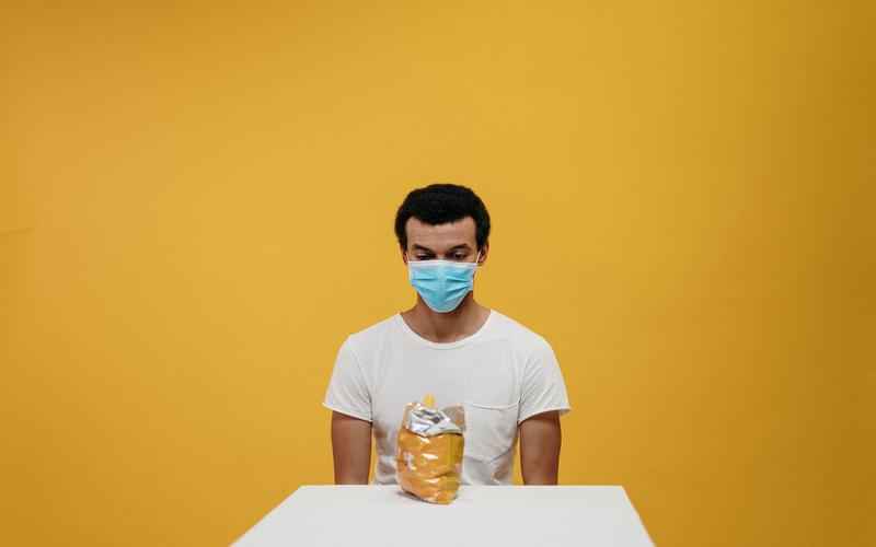 阶级之隔,对话敲门跨越鸿沟,智识相连 阶级之隔,对话敲门跨越鸿沟,智识相连