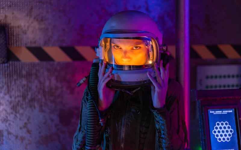 人工智能对话助手,探索 ChatGPT 无尽可能 人工智能对话助手,探索 ChatGPT 无尽可能