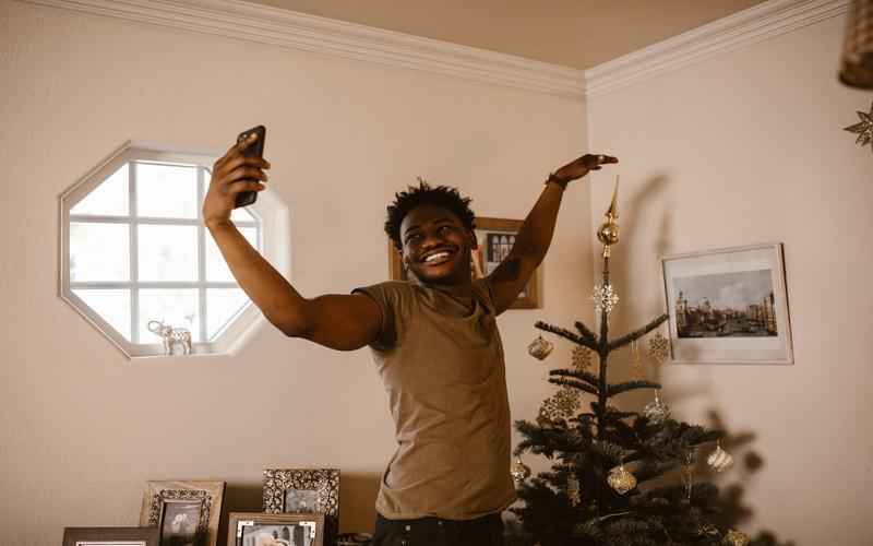 人工智能ChatGPT：革新时代的语言模型，探索无限会话可能