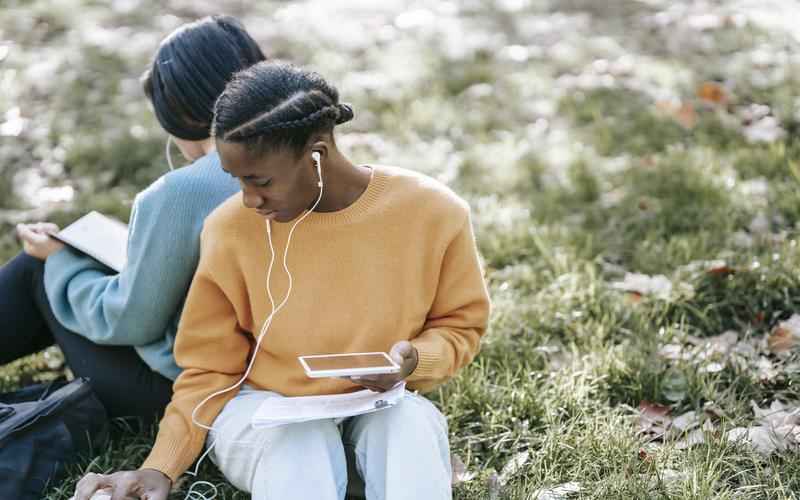 网页版ChatGPT:绘制无限可能人工智能画笔,挥洒创意之笔 网页版ChatGPT:绘制无限可能人工智能画笔,挥洒创意之笔