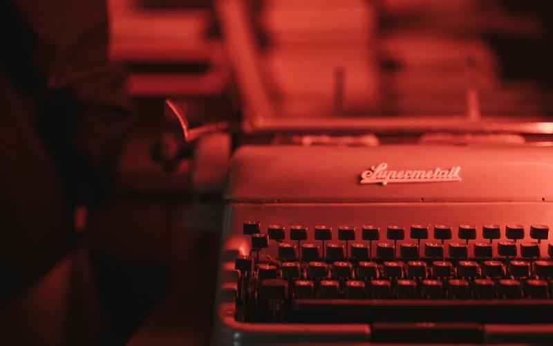 ChatGPT数据告急,隐私风暴来袭 ChatGPT数据告急,隐私风暴来袭